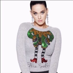 Elifie Selfie Sweater  🎄